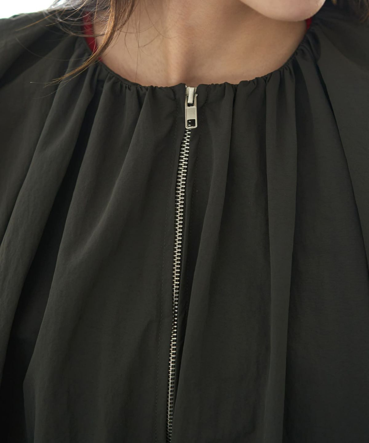 着用イメージ 166cm ダークカーキ