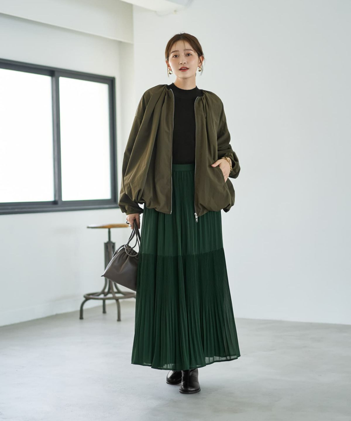 着用イメージ 166cm カーキ