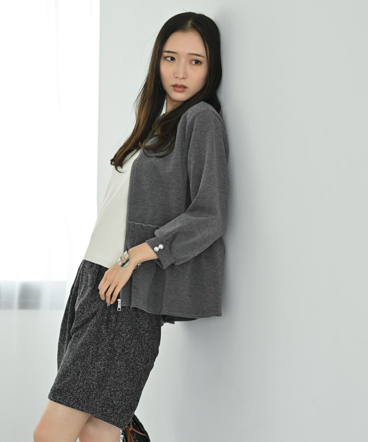 着用イメージ 169cm グレー