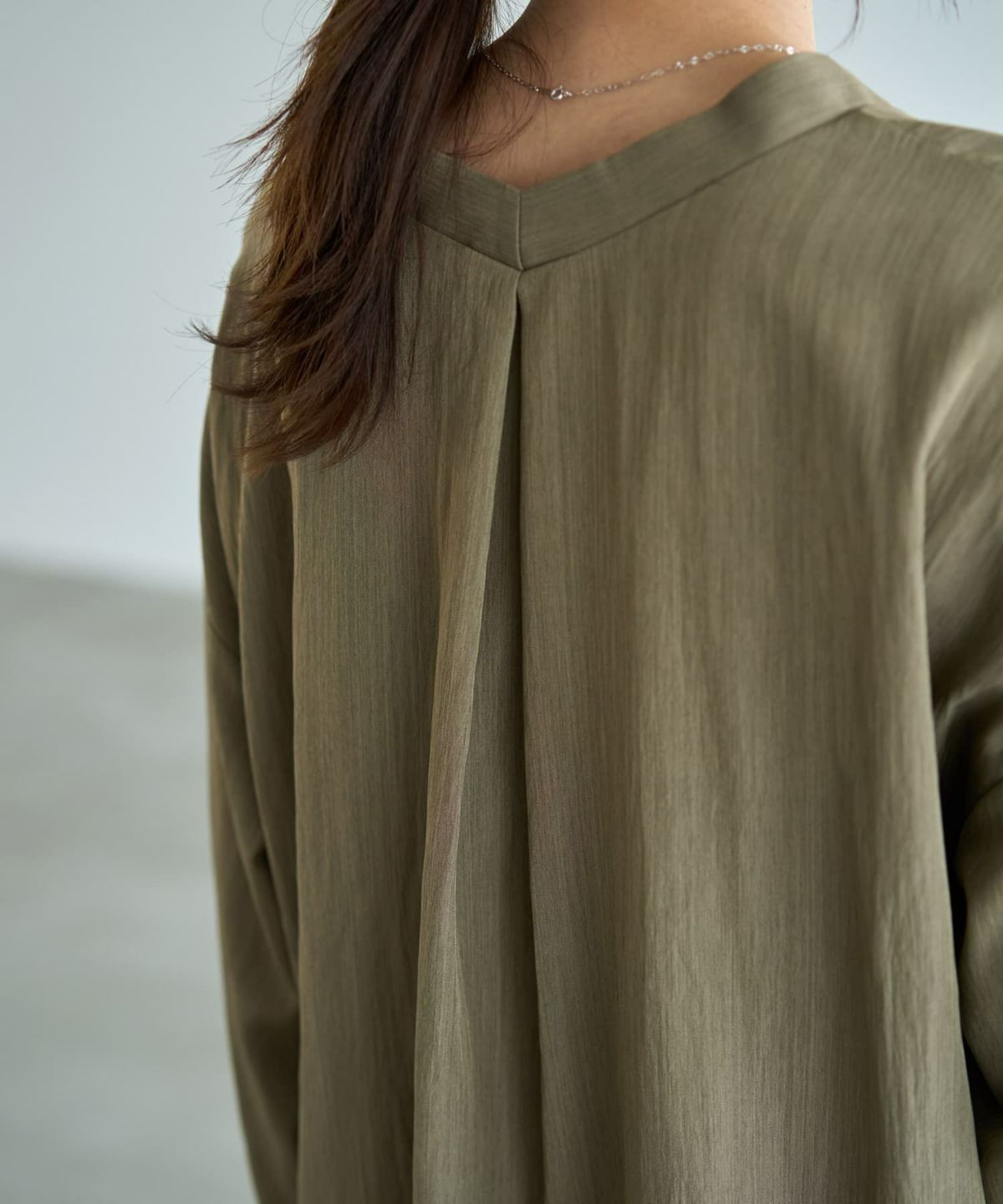 着用イメージ 166cm カーキ