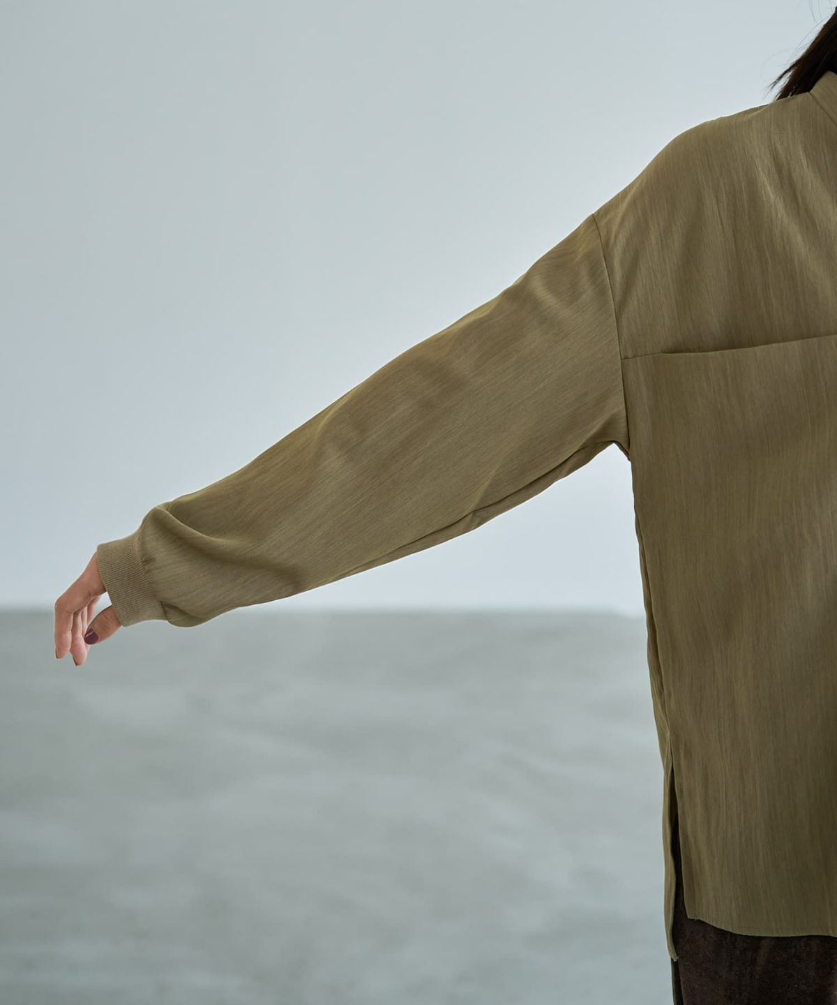 着用イメージ 166cm カーキ