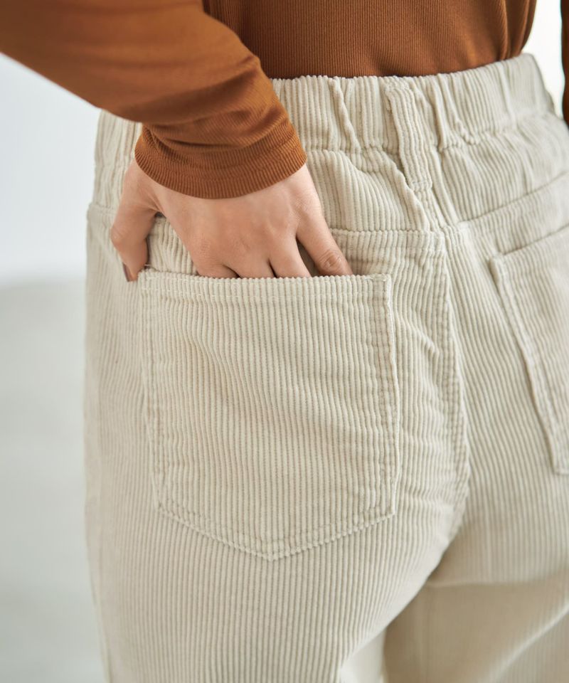 コーデュロイセミワイドストレートパンツ | おしゃれな大人レディース