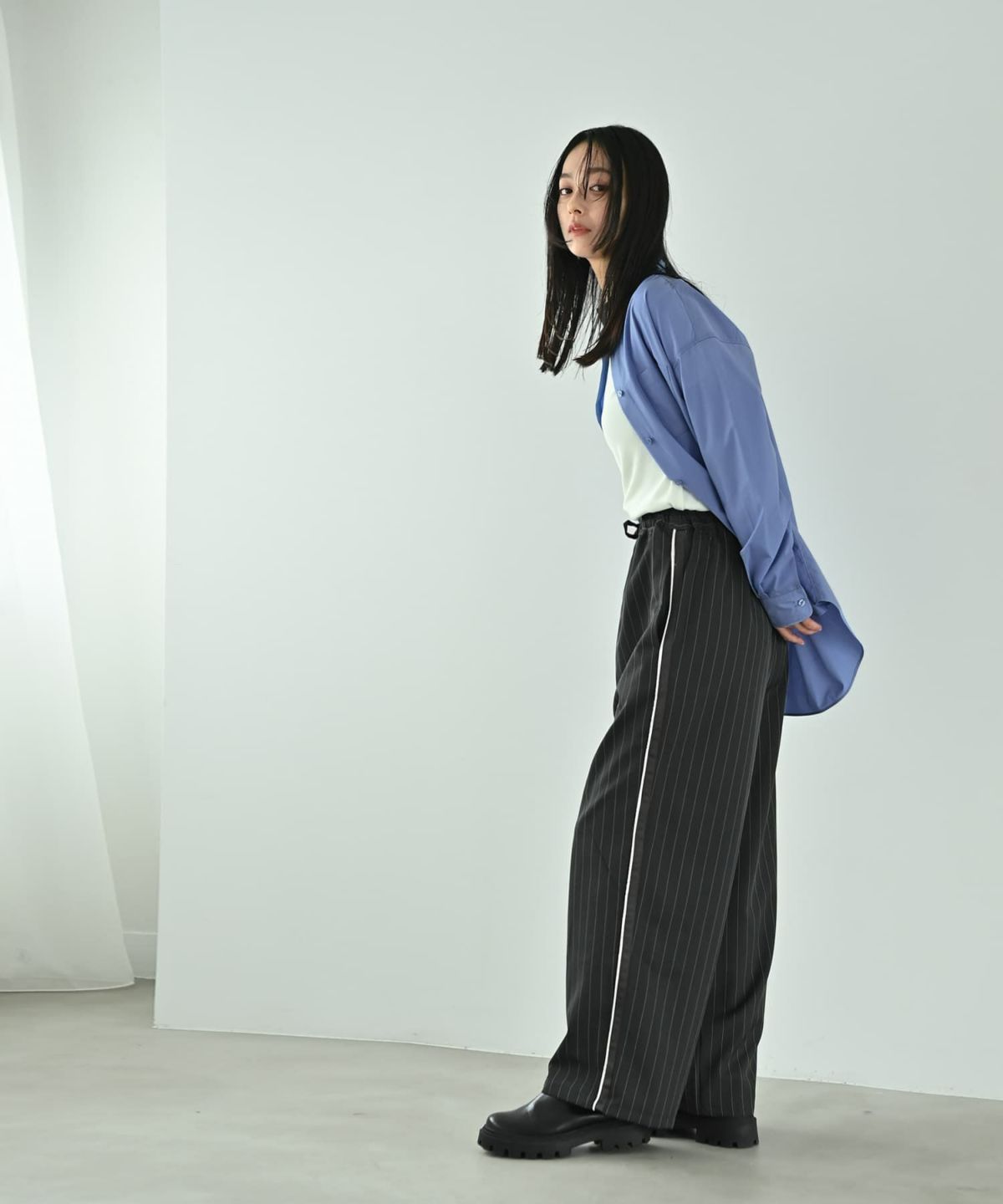 着用イメージ 167cm チャコール