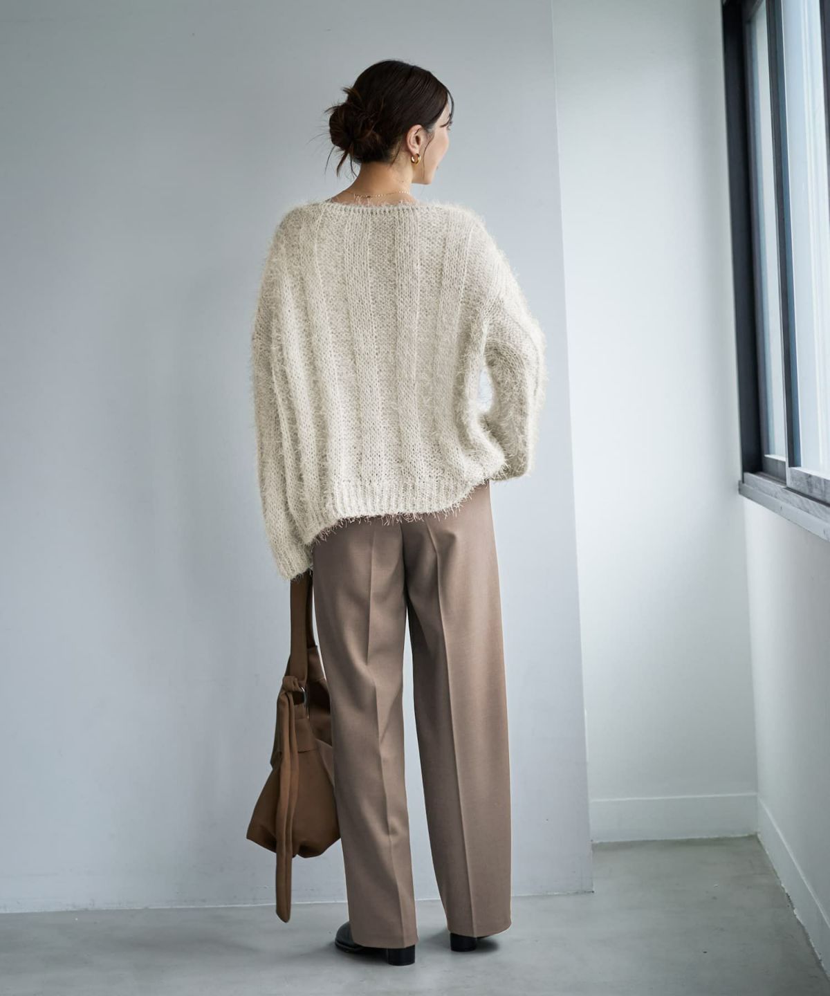 着用イメージ 166cm グレージュ