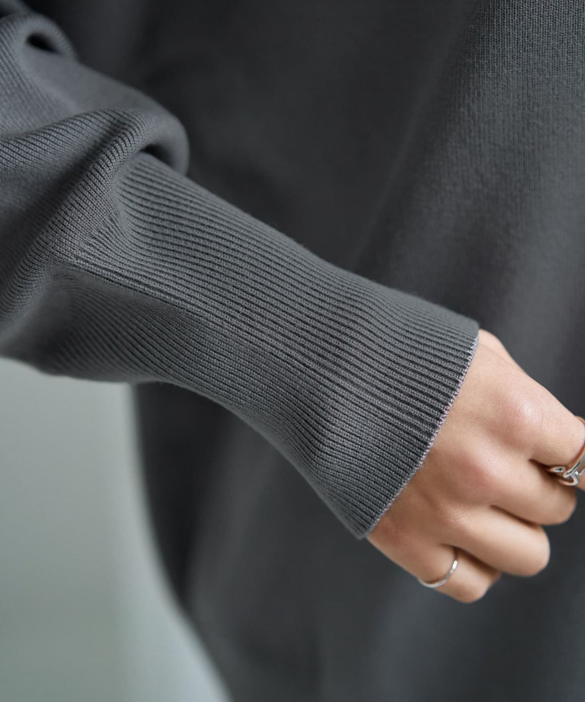 着用イメージ 167cm ダークグレー