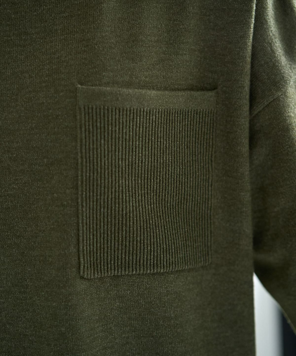 着用イメージ 167cm カーキ