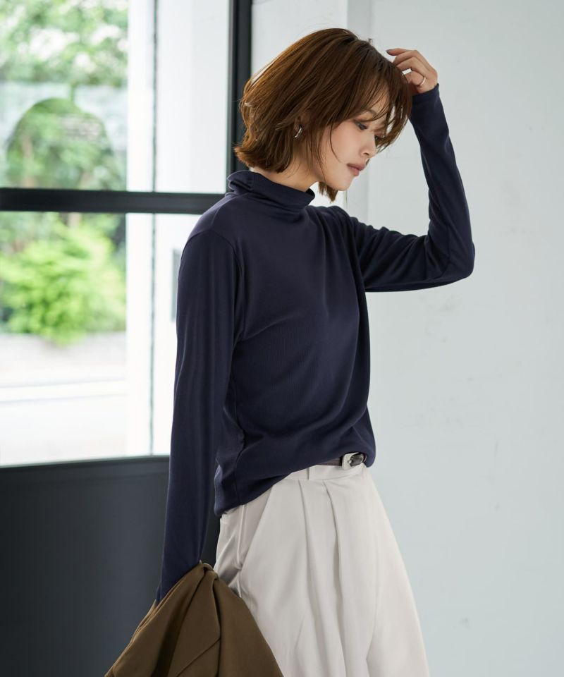 low classic タートルトップス Low Classic アイボリー ハイネック長袖