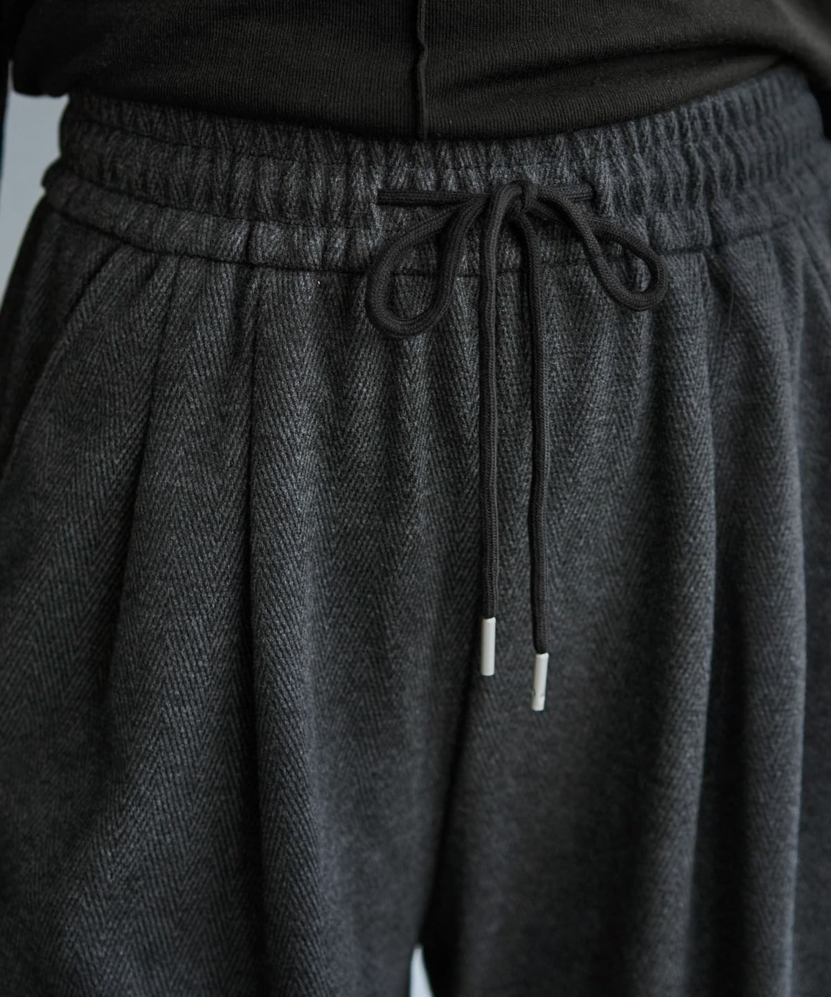 着用イメージ 166cm チャコール