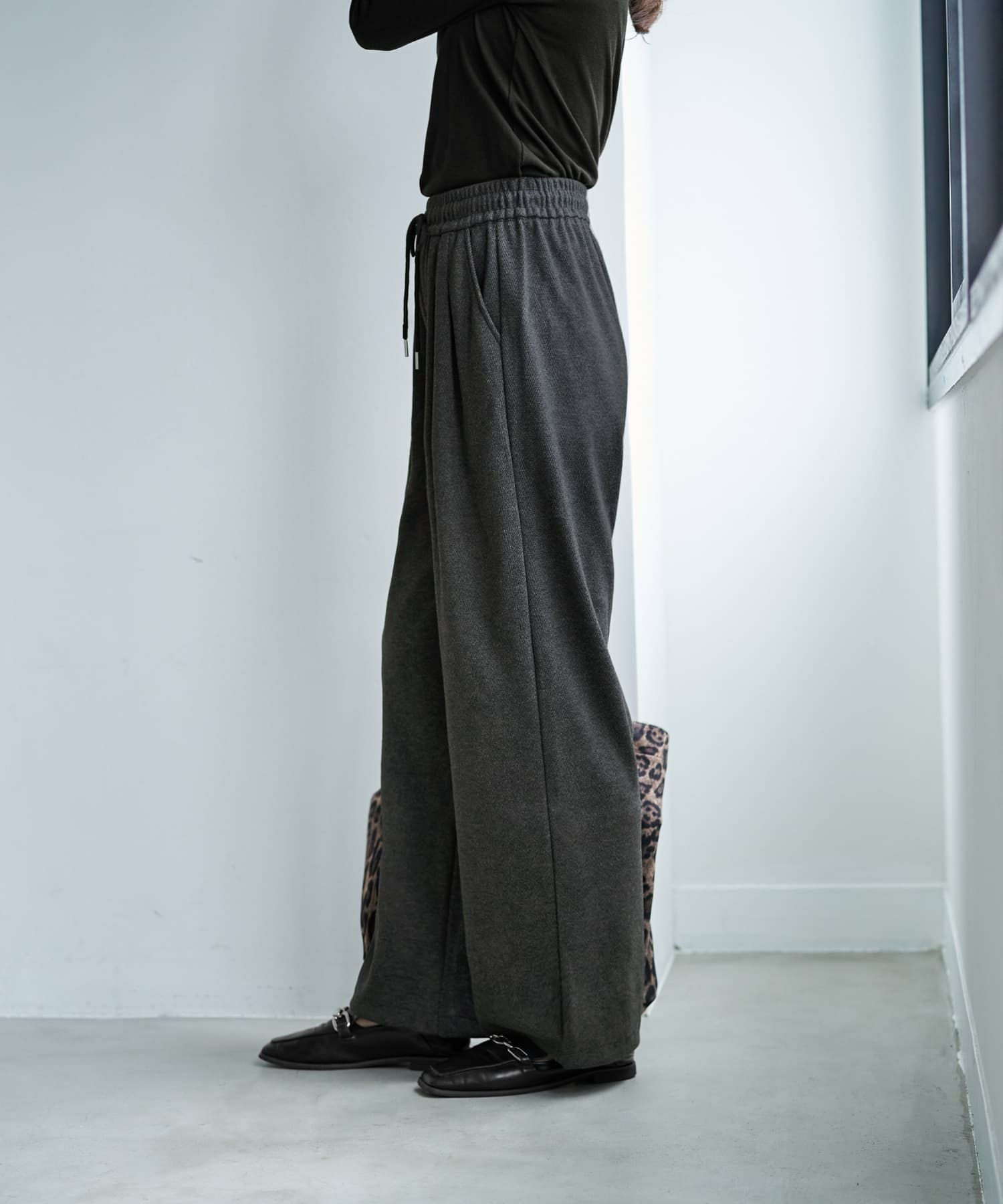 着用イメージ 166cm チャコール