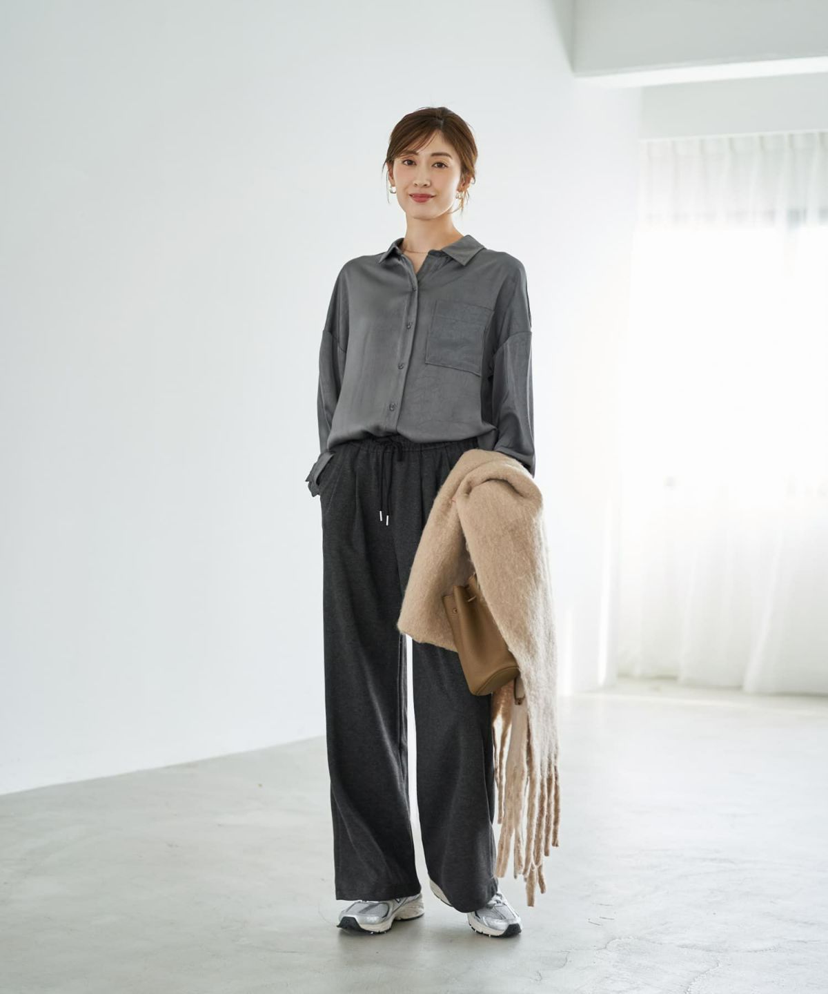 着用イメージ 167cm グレー