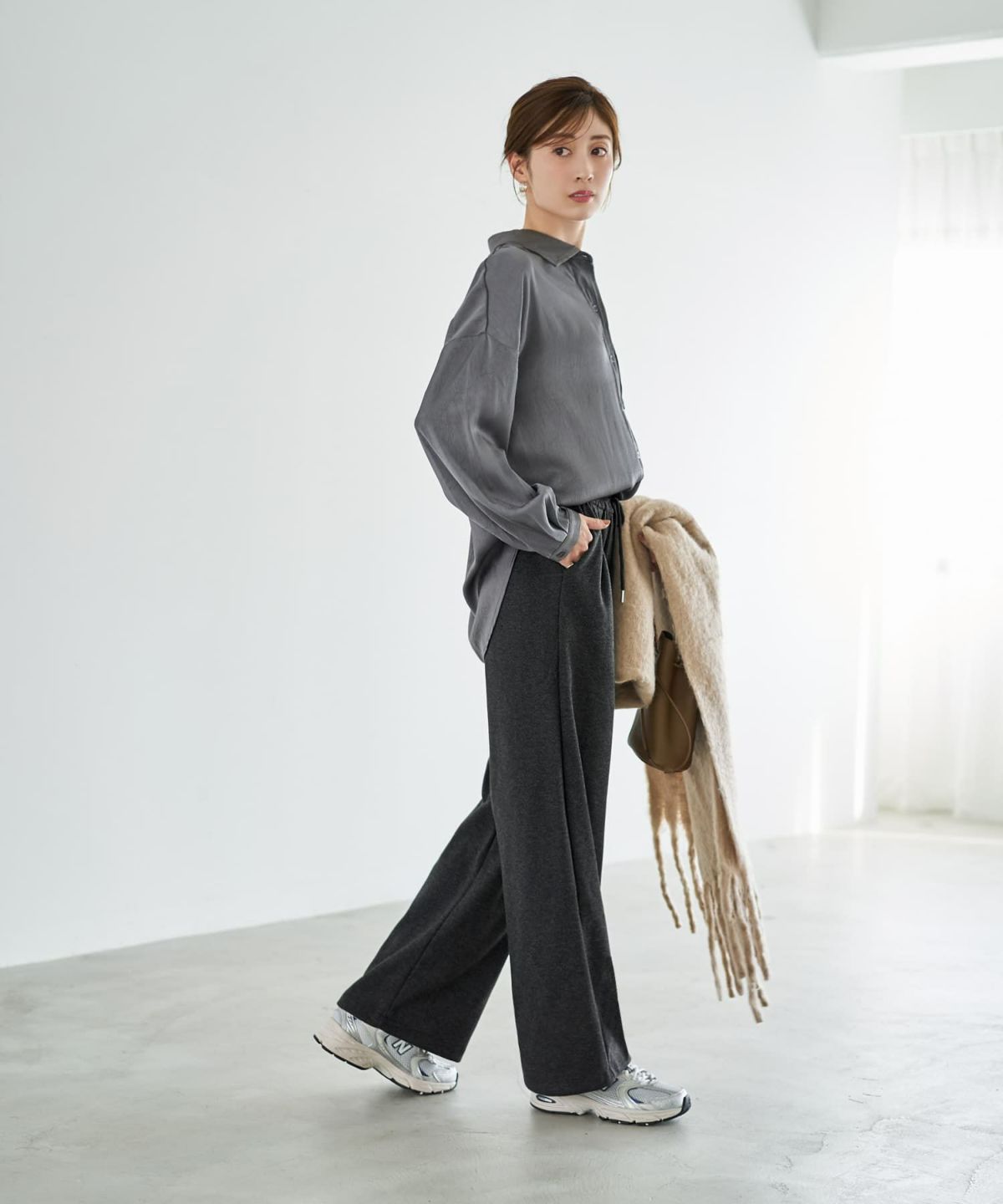 着用イメージ 167cm グレー