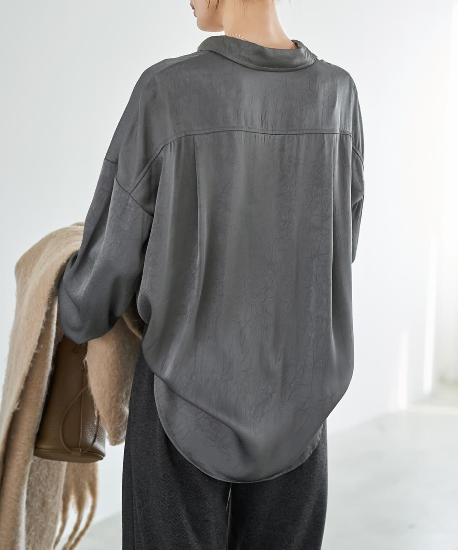 着用イメージ 167cm グレー