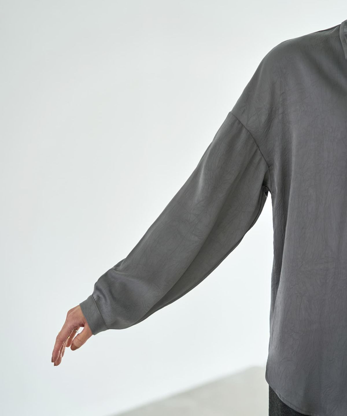 着用イメージ 167cm グレー