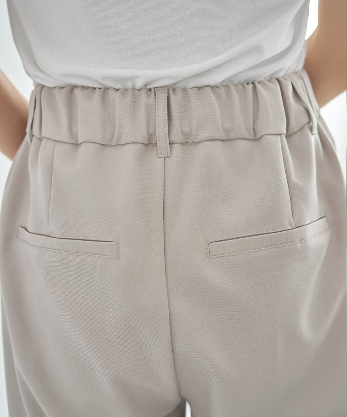 着用イメージ 167cm グレージュ Sサイズ