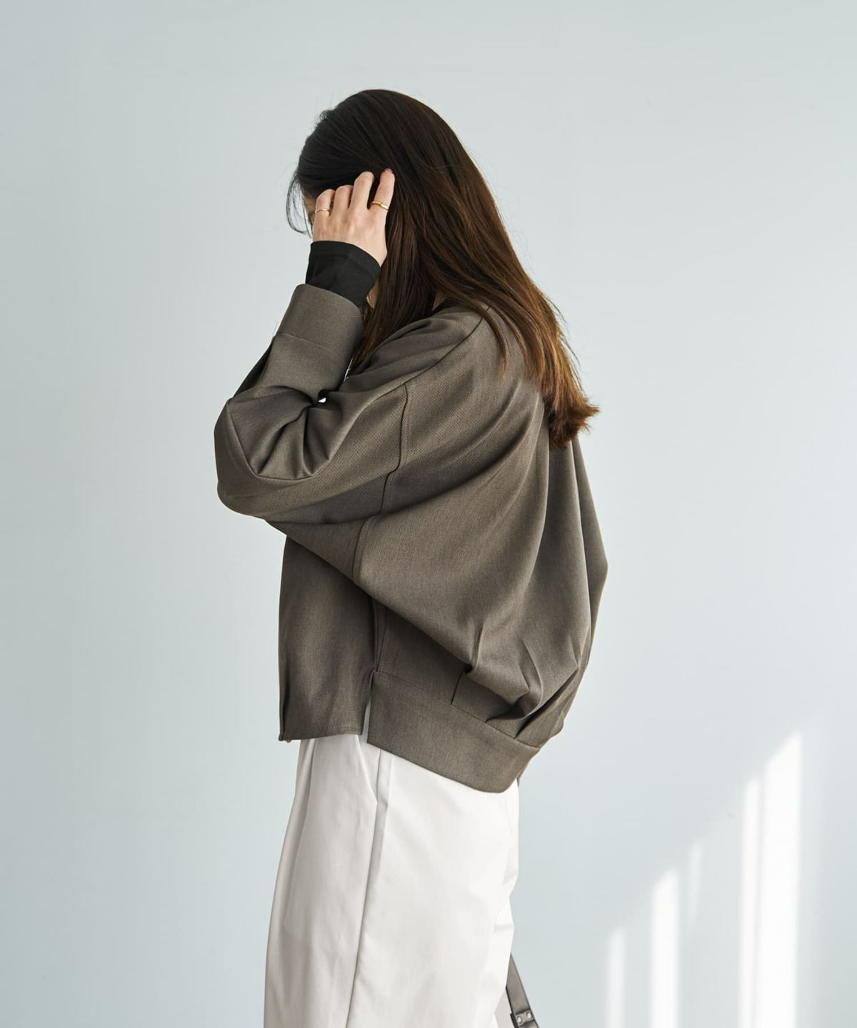 着用イメージ 166cm モカグレー