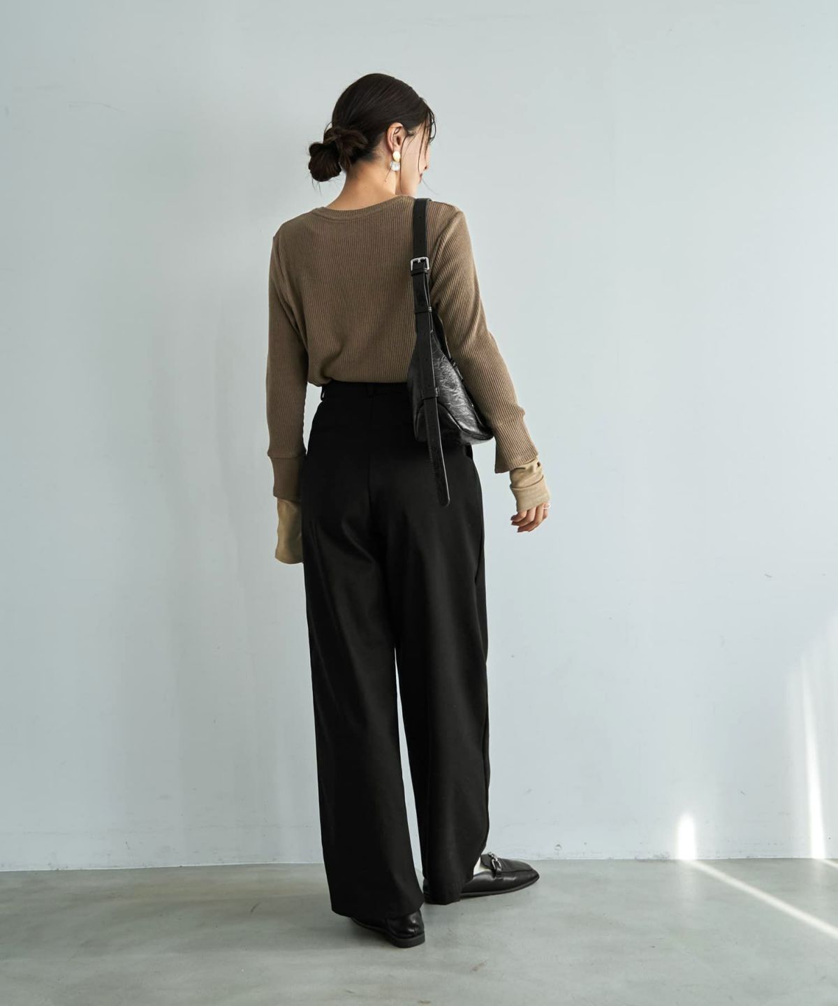 着用イメージ 167cm カーキブラウン×ベージュ