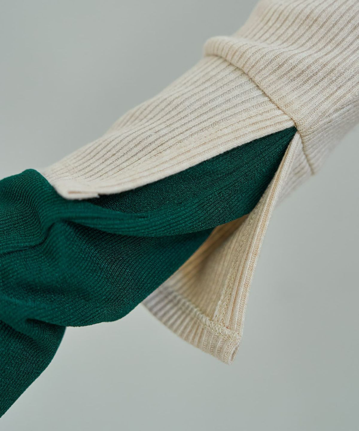 着用イメージ 167cm ライトベージュ×グリーン