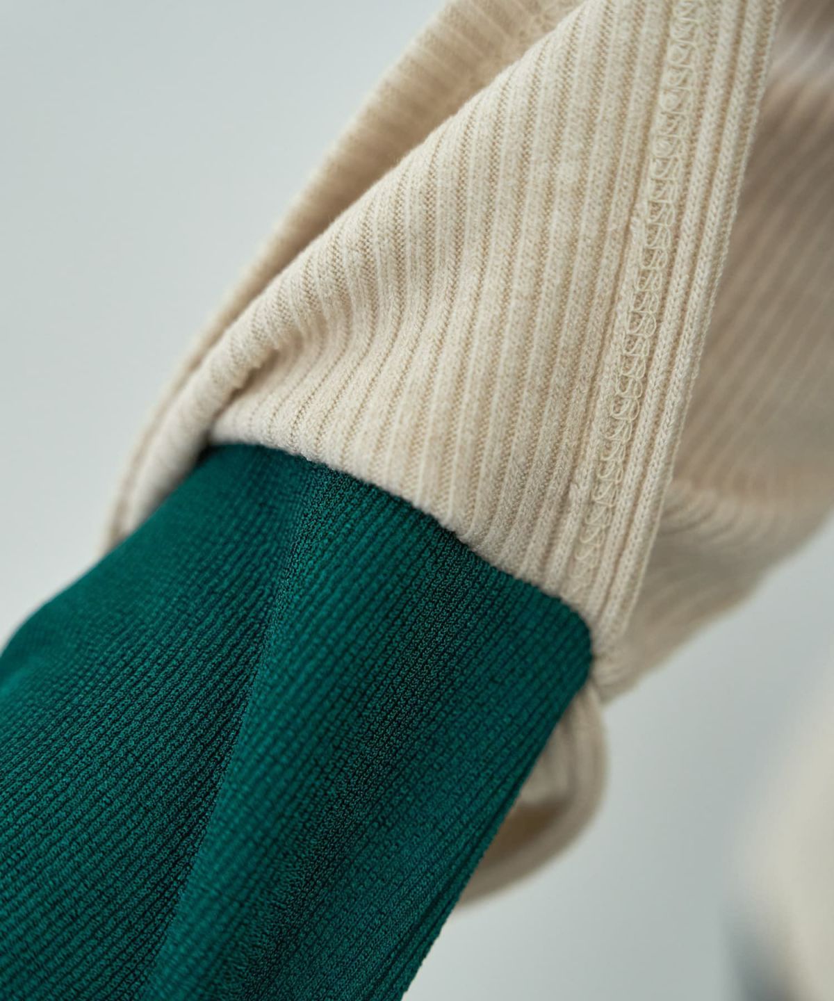 着用イメージ 167cm ライトベージュ×グリーン