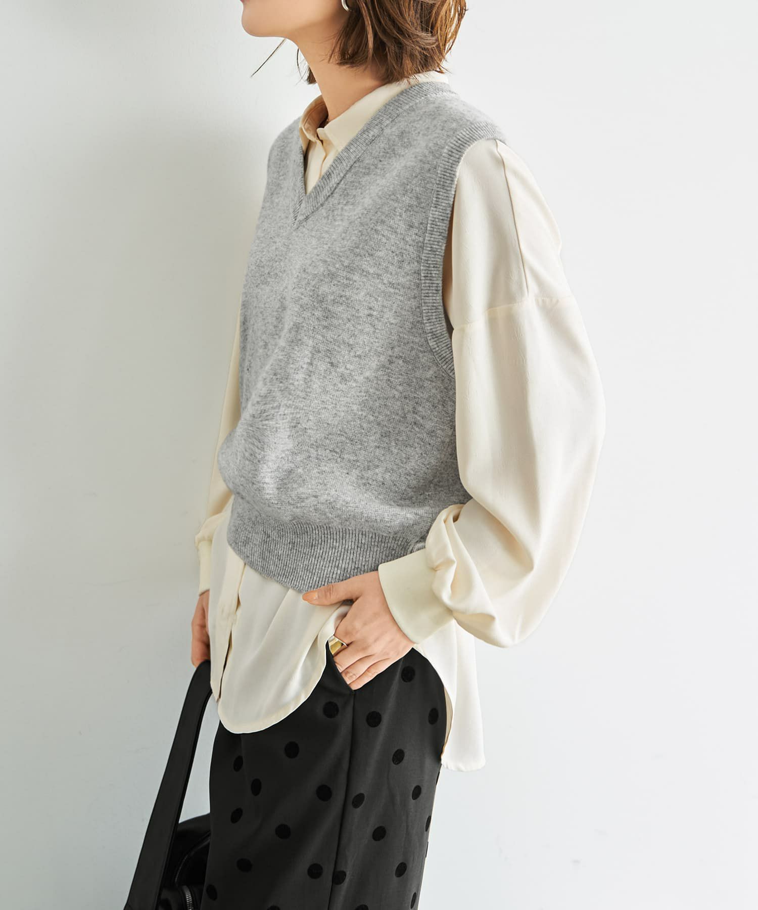 ベーシックVネックニットベスト | おしゃれな大人レディース